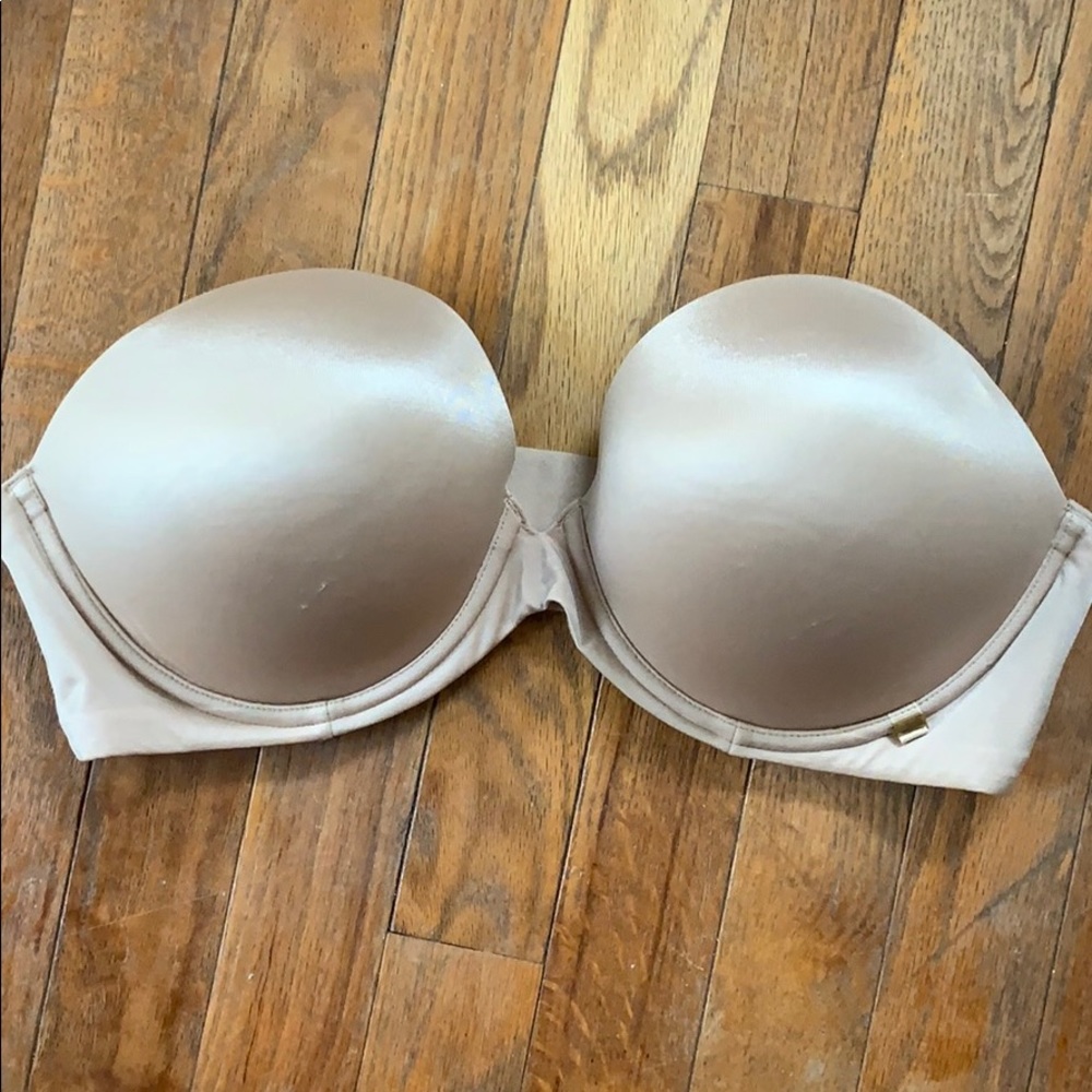 Strapless tan bra